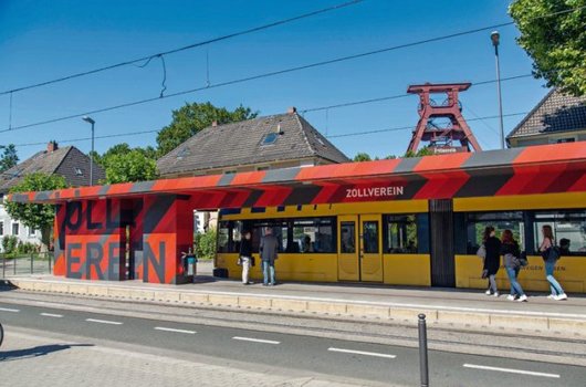 Öffentlicher Raum Frankfurter S-Bahn-Station Ostendstraße
