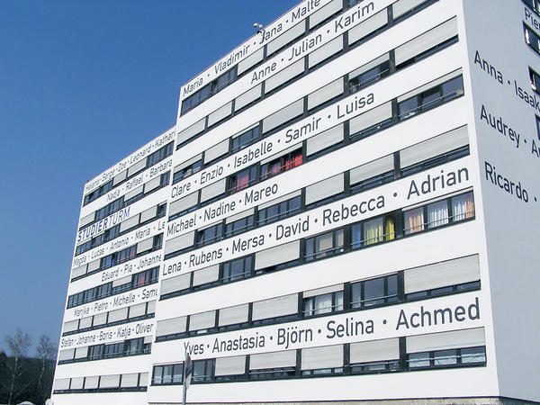Sanierter Studierturm Rationelle Maschinentechnik erleichterte die Dämmmaßnahmen in Trier