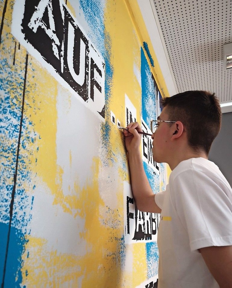 Lehrlinge Gestalten Ihr Klassenzimmer Malerblatt Online